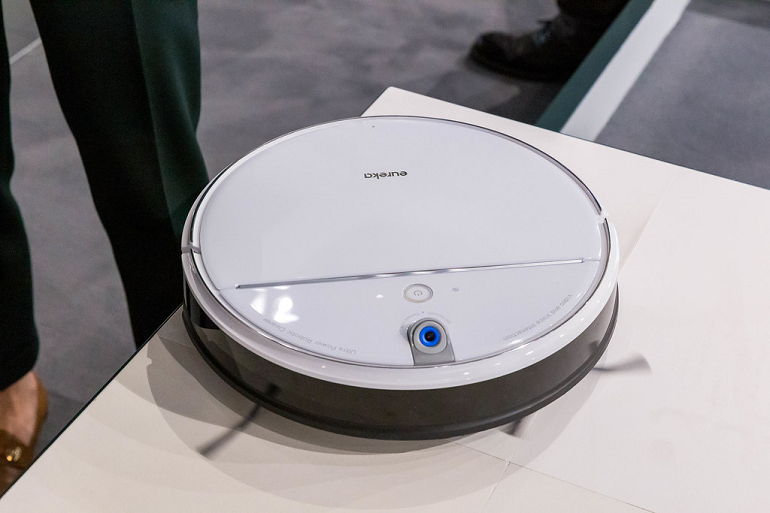 How Long Do Vacuums Last? Lifespan of a Vacuum Cleaner